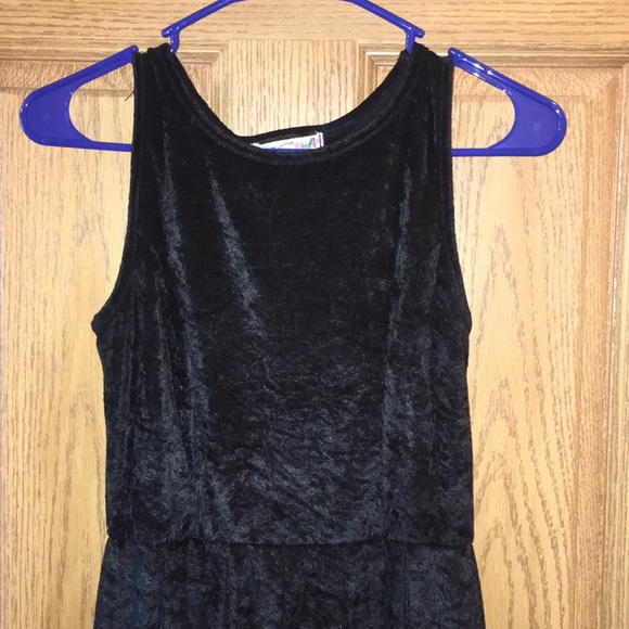 •MUST BUNDLE• veltvet skater dress - Picture 6 of 8